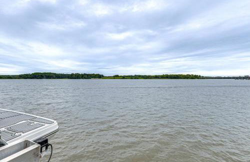 Patio and Water Views Serene Bohemia River Escape! - Foto 27