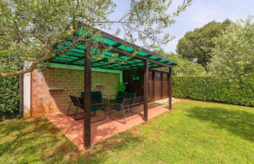 Holiday House Iris with Private Pool - Foto 51