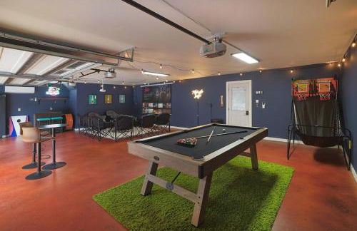 Fitzhugh Lodge - Pool, Poker, Pickleball, Sleeps 16 - Foto 57