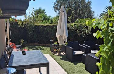 Lovely apartment with private garden and a swimming-pool - Foto 11