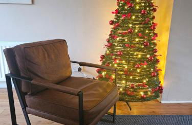 Stylish home in trendy area close to city centre, with parking - Foto 37