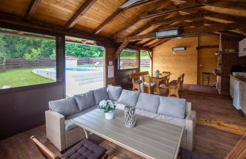 Nina Holiday Home with a heated pool - Photo 2
