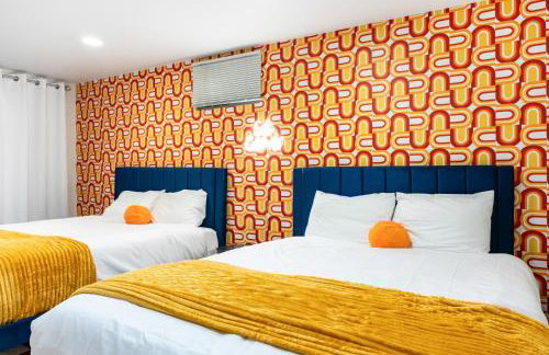 Stylish House with Hot Tub, Fire Pit Pool table near Denver - Photo 28