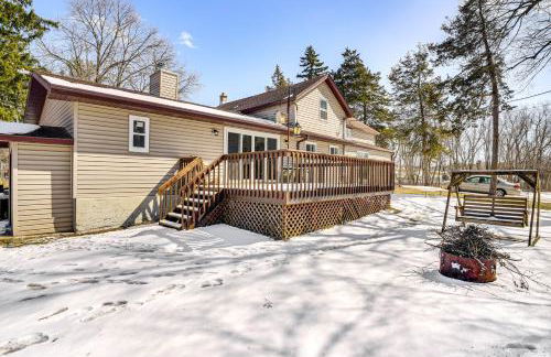 2 Mi to Road America Pet-Friendly Duplex! - Foto 3