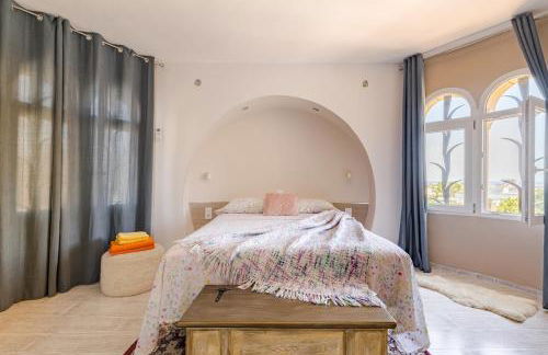 Large bright villa for 12 people and 3 dogs with supplement - Foto 57