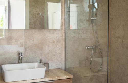 Holiday Home Zarello with Private Pool next to the Sea - Foto 35