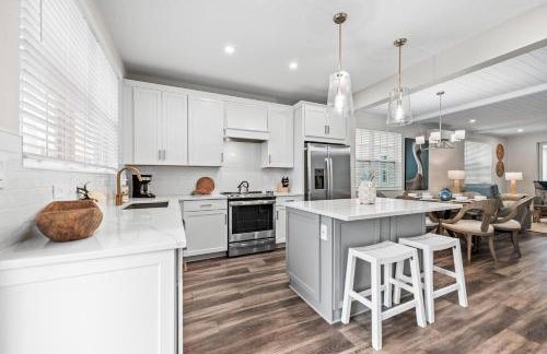 Coastal Escape at Hunter's Point - Foto 17