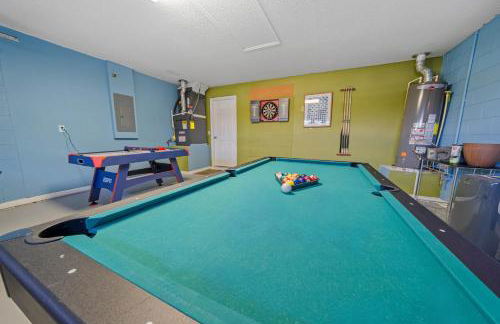 Stunning 4-bedroom Villa w/ Pool - Close to Disney Parks and Gulf Courses! - Photo 45