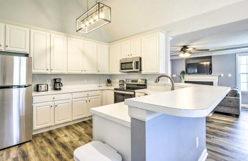 Welcoming Abode with Yard about 1 Mi to Dtwn Apex! - Foto 10