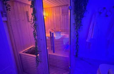 Loveroom de luxe avec jacuzzi sauna vapeur écran 300 cm - Foto 4
