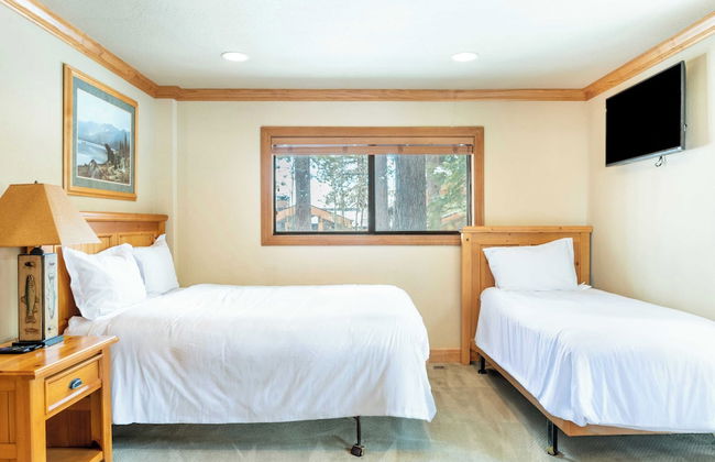 Frosted Shore by Avantstay Luxury Lake Views - Photo 26