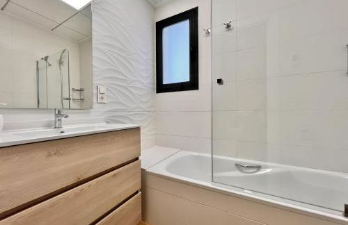 La Masion de Tout Seasonal Rental - Photo 34