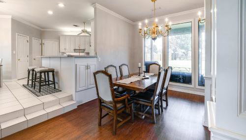 ~ 3 Mi to Dtwn: Aubrey Vacation Rental w/ Patio! - Foto 2