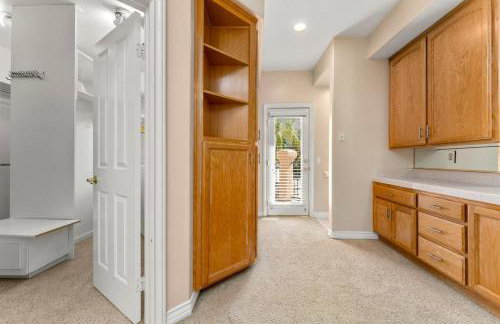 Lakeside Mansion Waterfront 34 beds Boat ramp - Foto 22