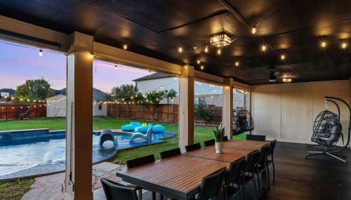 Grand 6BR 3BA Pool Escape Round Rock - Foto 3