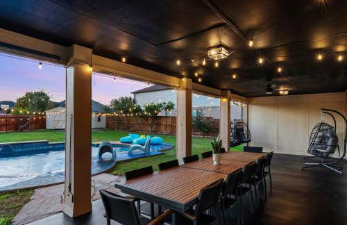 Grand 6BR 3BA Pool Escape Round Rock - Foto 3