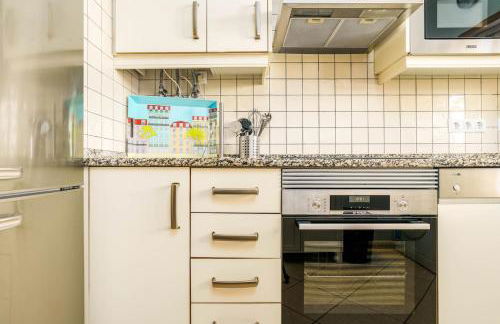 Bright 3-BR in Guia with Shared Pool by Lisbeyond - Foto 34