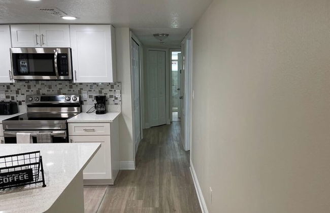 Three Bedroom Apartment #7 -- 2737 NPB -- Vusa Three Bedroom Condo Apartment - Foto 14