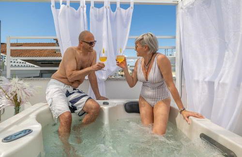 Luxury penthouse with private jacuzzi - Foto 8