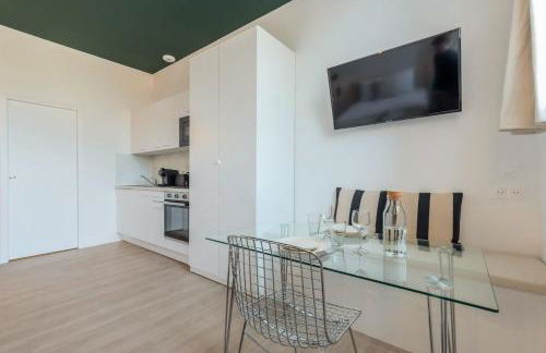 Studio équipé côté rue, parking gratuit - Foto 11