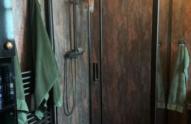 The Turret - Photo 13