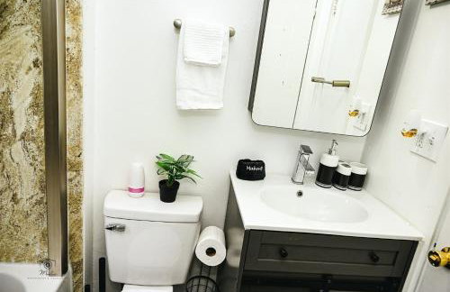 KLIZZ Suites - Photo 79