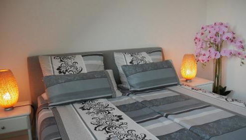 Stadtnahe Komfortferienwohnung für Familien und Geschäftsreisende - Foto 3