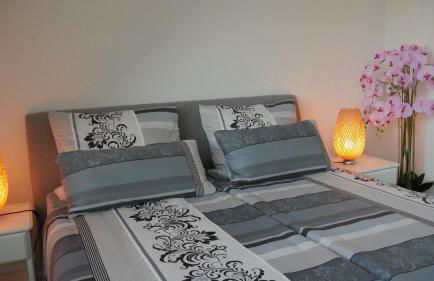 Stadtnahe Komfortferienwohnung für Familien und Geschäftsreisende - Foto 3