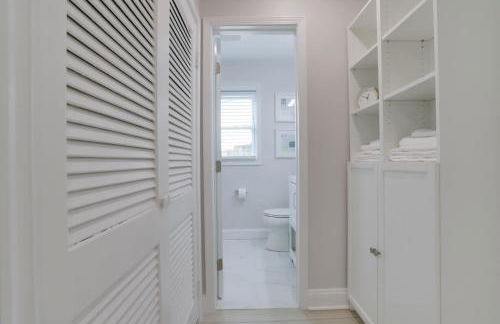 Sojourn on Duke NEW 3 BR in Alexandria - Foto 44