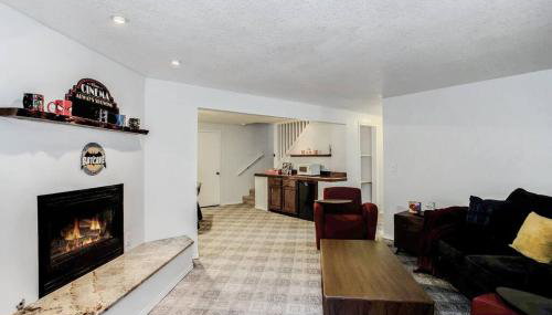 WOW! Spacious Retreat & amazing yard 2400+4bd/3bth - Foto 4