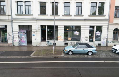 Zentrales Studio in ehemaligem Ladengeschäft mit Parkplatz in Leipzig - Foto 14