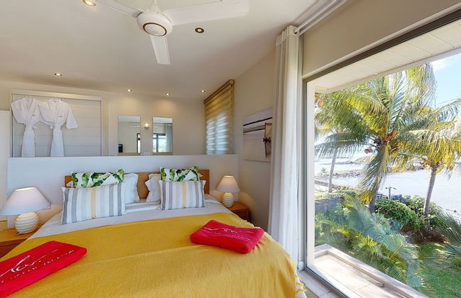 Bon Azur Beachfront Suites & Penthouses with LOV - Photo 12