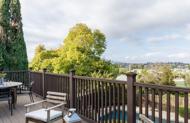 Spacious and Bright 5-bedroom Oasis Pool and Yard - Foto 25