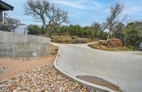 Chic Burnet Home on Lake Buchanan with 2 Fireplaces! - Foto 14