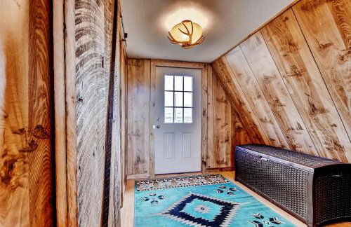 Secluded and Cozy Antimony Cabin with Fire Pit - Foto 15