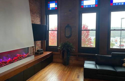 Lumberjack Inn with rooftop - Foto 8