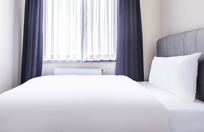 Flat in Maltepe With Balcony Near Shopping Malls - Foto 19