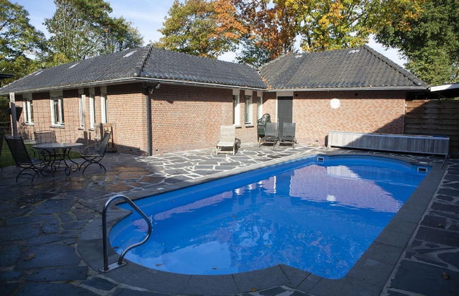 Villa in Netherlands With Private Pool - Foto 33