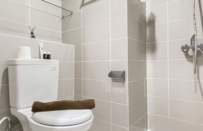 Good And Homey Studio Apartment At Springhill Terrace Residence - Foto 12