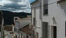 CASA_Sierrecilla - Photo 2