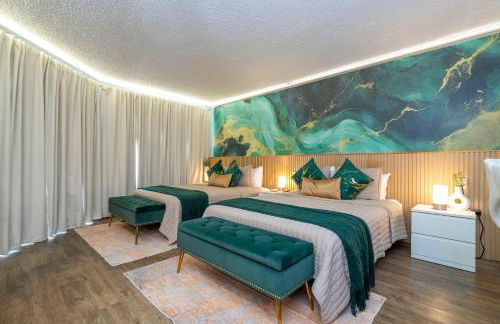 Emerald Luxe Lakeview 6 min to EPIC Universe - Foto 28