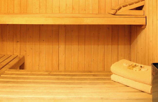 MR Mar Suites - Photo 45