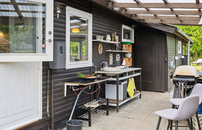 "Holmwith" - 200m from the sea - Foto 12