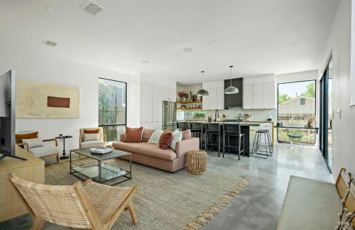 Rooftop Deck, DT City Views, Modern Eastside Oasis - Foto 13