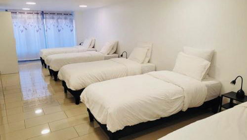 100m2 2 chambres 8 personnes - Grand parking et terrasse privée - Proche CDG-Parc expositions-Paris-Astérix-Disney - Foto 4