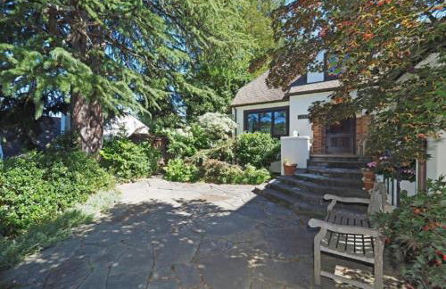 Timeless Elegance-5BR 1930s Home - Photo 30