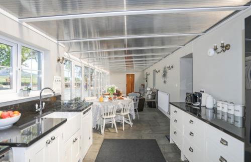 The Keepers Lodge - Photo 9