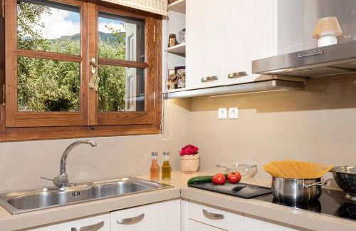 The backyard- Κατοικία στην Αγριά, Βόλου - Foto 8