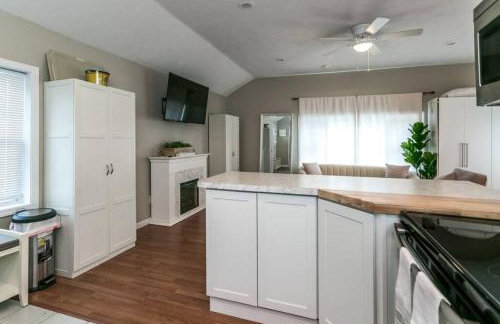 The Lilly Pad-Luxury in Sylvan Beach - Foto 10