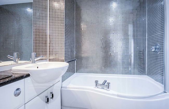 Skyline Duplex Penthouse - Llanelli - Foto 39